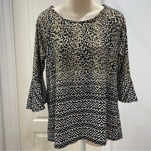 Investments Mixed Print Top Leopard & Geometric Pattern Sz M